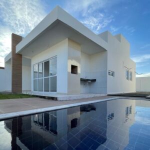 Excelente Casa 2 Quartos Condomínio Fechado