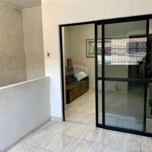 Casa a Venda 1° Andar Barra Nova